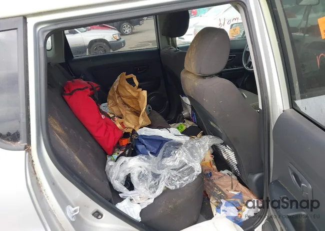 KNDJT2A57D7505242: 43400941