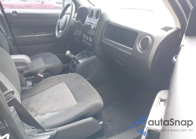 1C4NJPBAXFD178033: 43400985