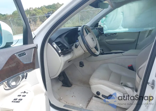 YV4A22PK0G1037178: 43400995