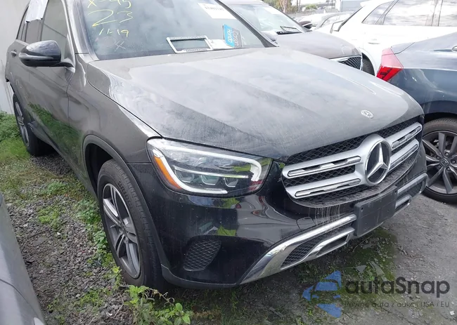 W1N0G8DB5LF828030: 43401143