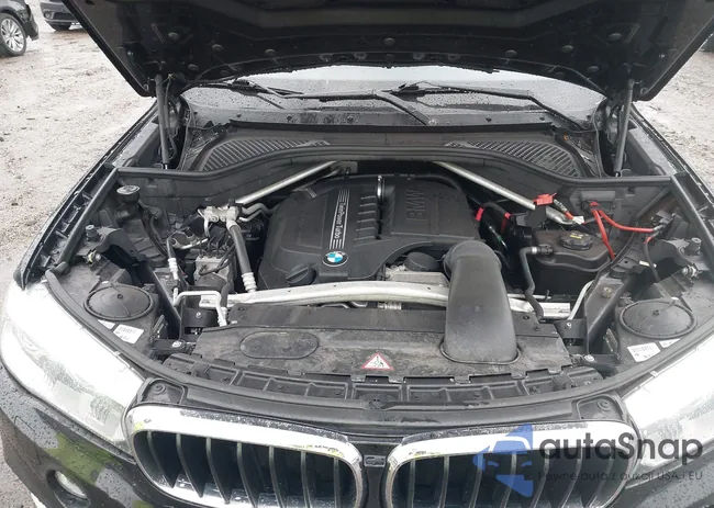 5UXKR0C53F0P04643: 43401147