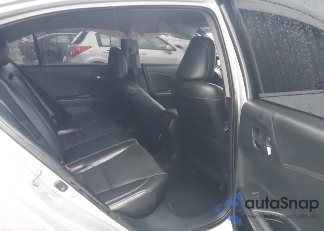 1HGCR2F3XDA152210: 43400243