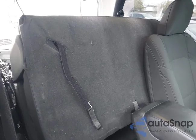 1C4HJXAG2PW578791: 43400622