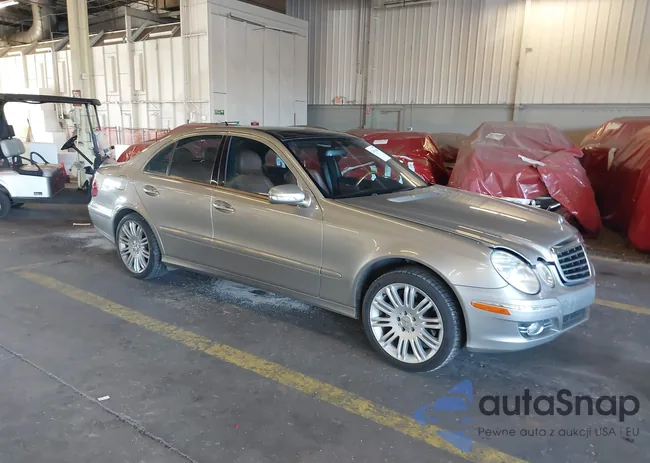 WDBUF56X17B178093: 43401688