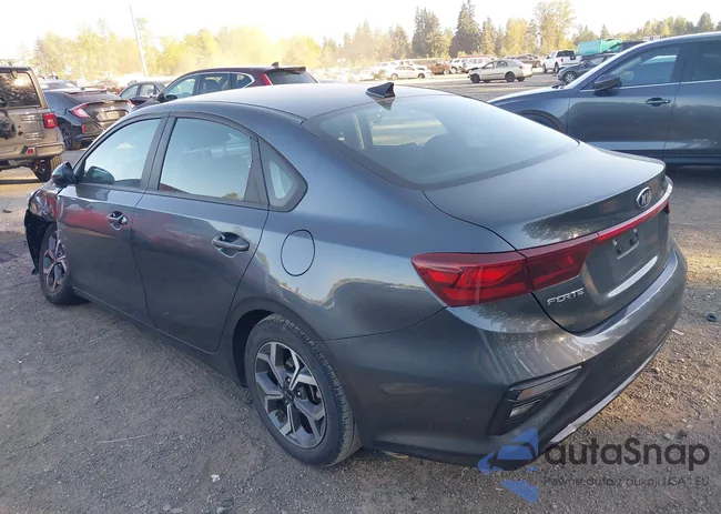 3KPF24AD7ME346833: 43401834