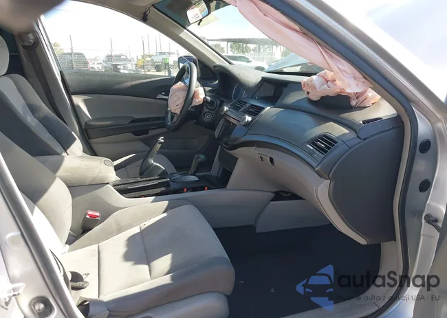 JHMCP264X8C059564: 43401901