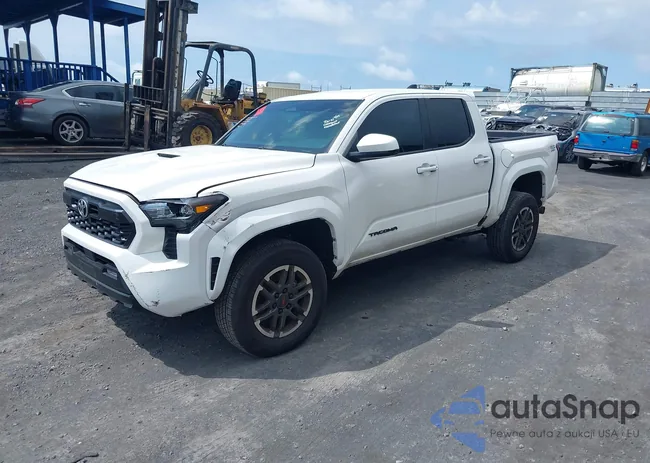 3TYLB5JN8RT024494: 43402140