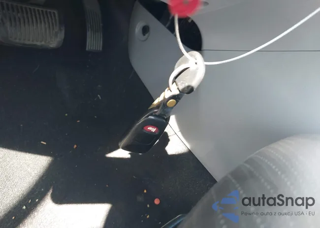 KMHCU4AE0GU049958: 43402152