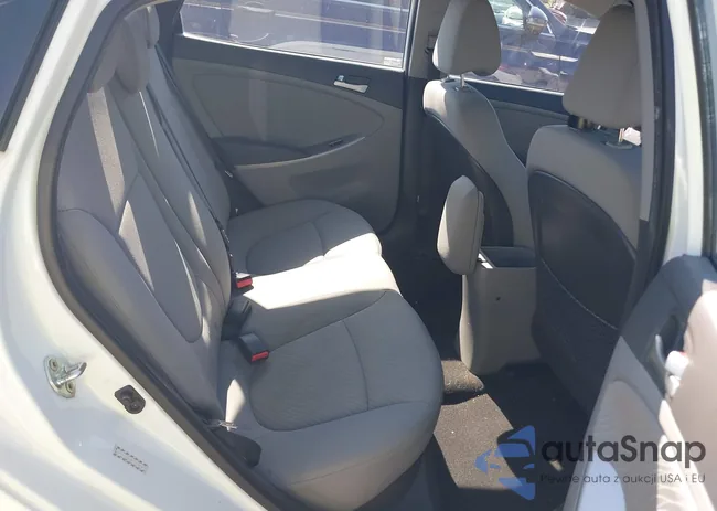 KMHCU4AE0GU049958: 43402152