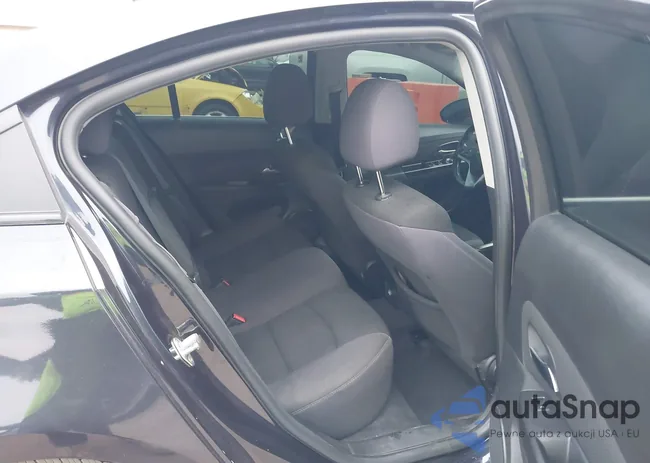 1G1PC5SB0E7242148: 43401415