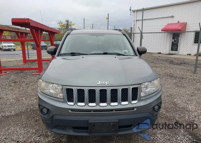 1C4NJDBB6CD506969: 43401452