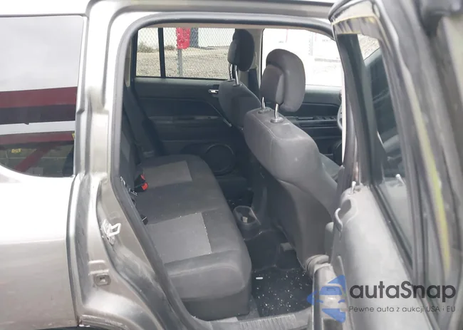 1C4NJDBB6CD506969: 43401452