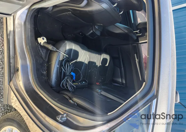 3FA6P0SU4DR373883: 43402643