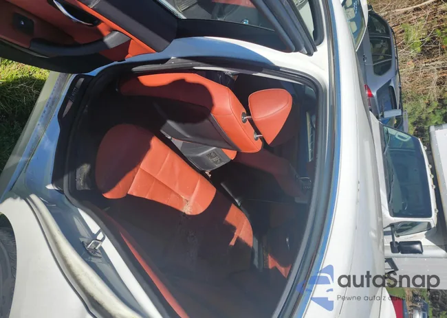 WBAPM5C53BE577244: 43402654