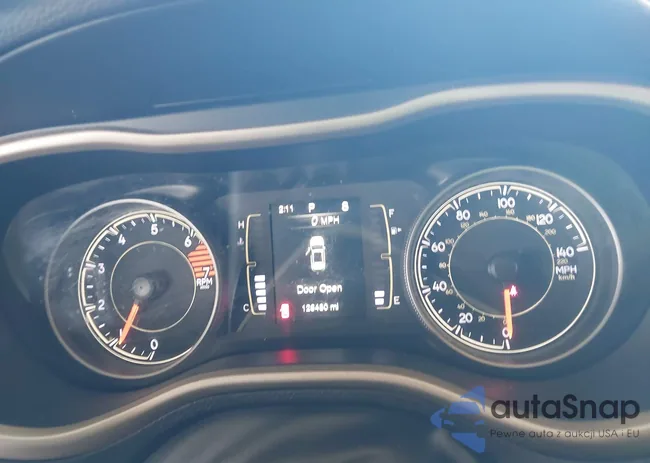 1C4PJLCB5HW617221: 43402734