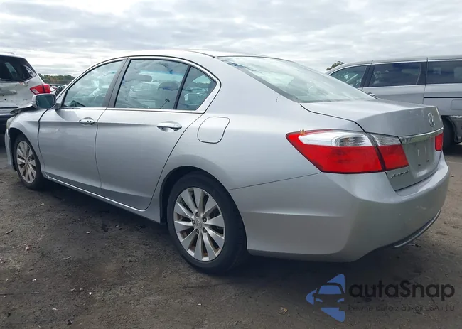 1HGCR2F74DA186811: 43402863