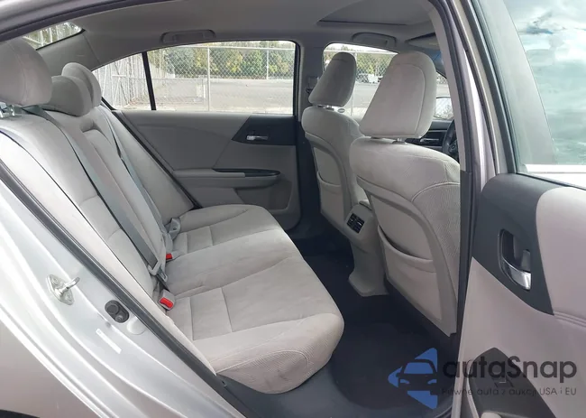 1HGCR2F74DA186811: 43402863