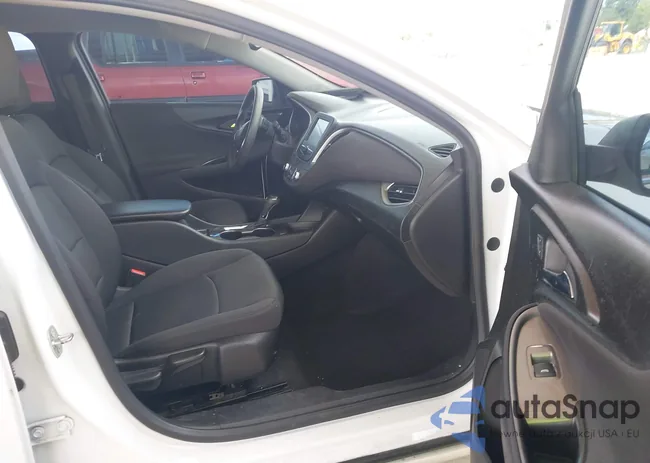 1G1ZB5ST1GF260543: 43402984