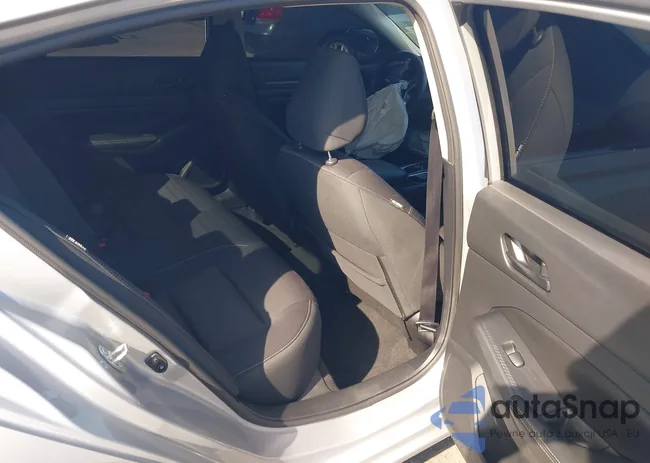 1N4BL4DV5RN344555: 43403018