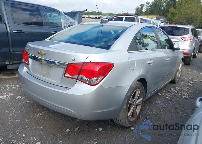 1G1PE5SB9F7200332: 43403040