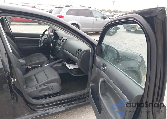 3VWRM71K59M145661: 43403106