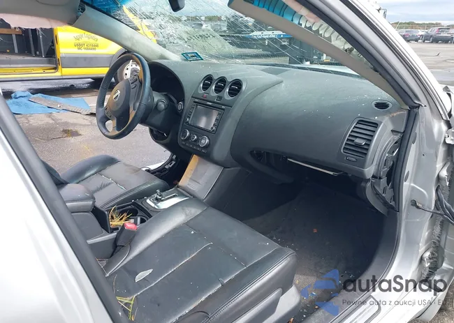 1N4BL2AP0BN420456: 43403114