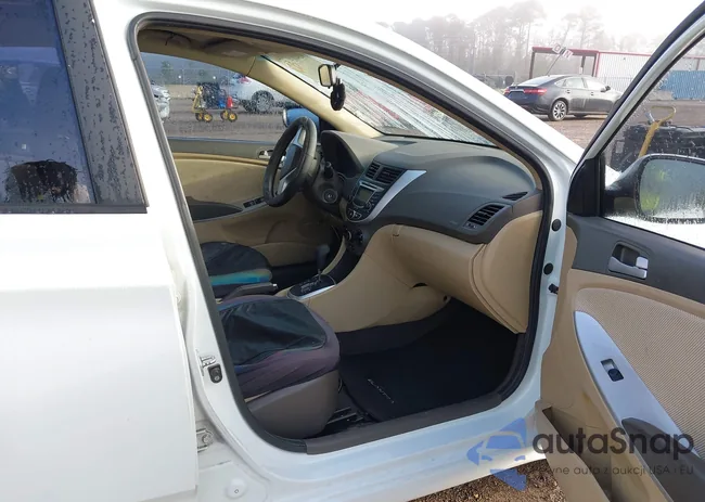 KMHCT4AE0CU214811: 43403153