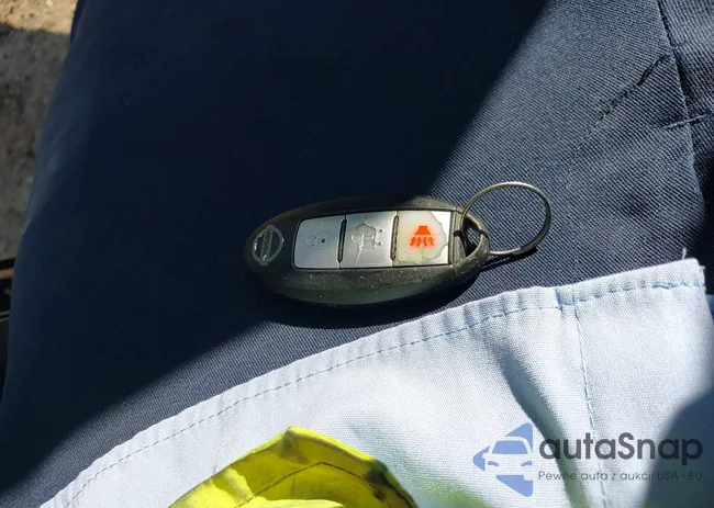 JN8AZ1MU3BW050201: 43403177