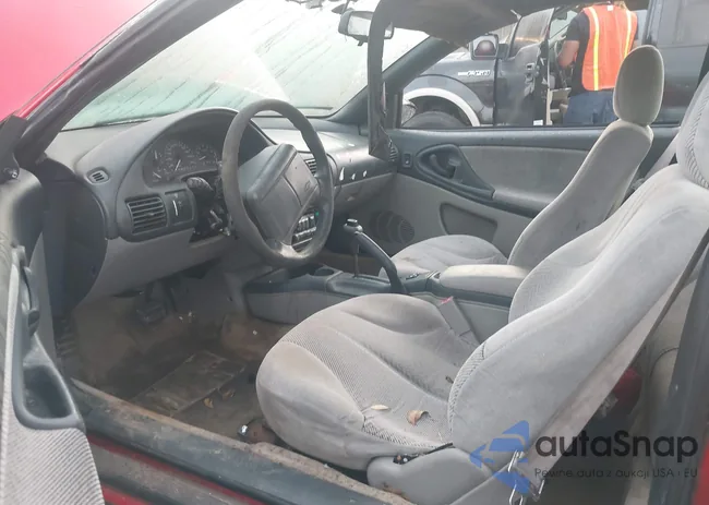 4G1JF32T3TB104526: 43402325