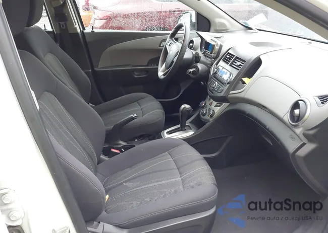 1G1JC6SB2E4186520: 43403603