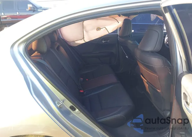 1HGCR2F54GA055851: 43403756