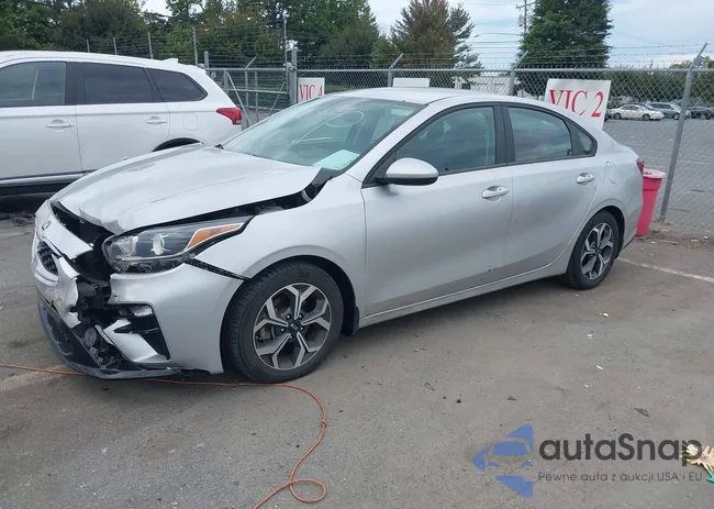 3KPF24AD9ME325689: 43403874