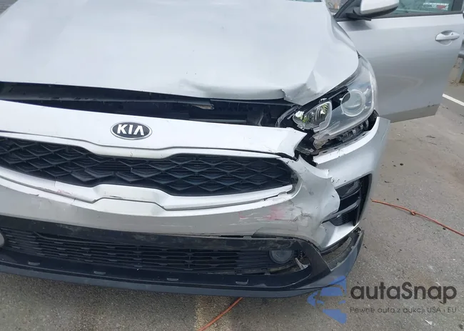 3KPF24AD9ME325689: 43403874