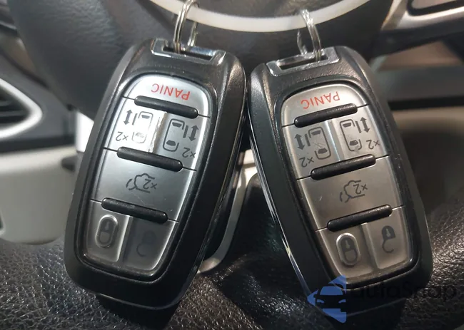 2C4RC1BG8HR817099: 43403945