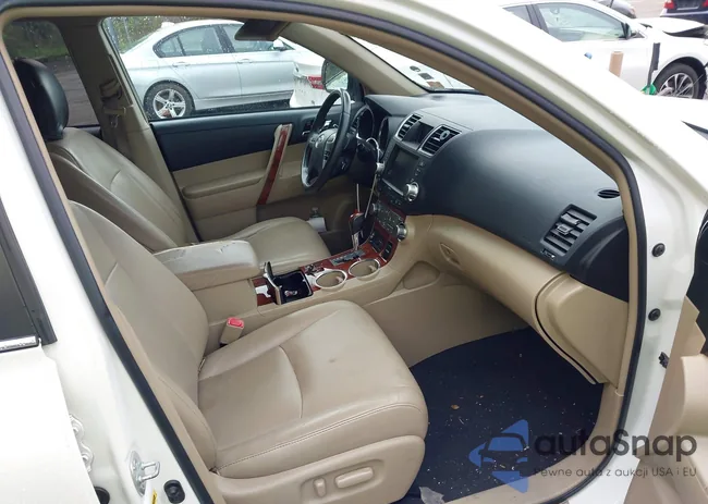 5TDDK3EH9CS157443: 43403973