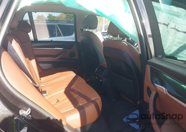 5UXKR0C58F0P08171: 43404068