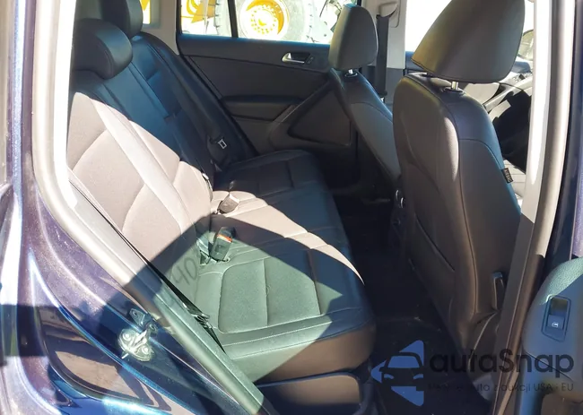 WVGBV3AX6EW527371: 43403211