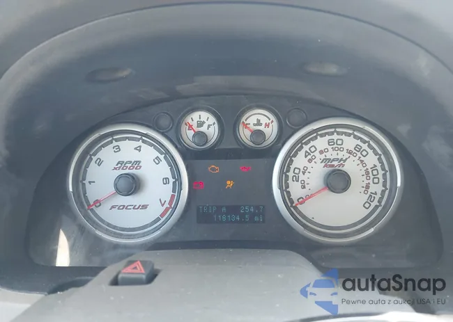 1FAHP35N38W284369: 43403276