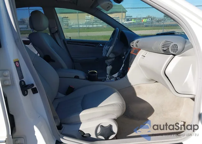 WDBRF92H96F770179: 43403300