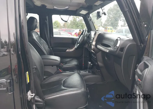 1C4BJWFG8GL170922: 43403375