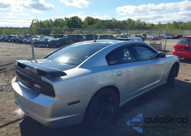 2C3CDXDT0CH143064: 43403431