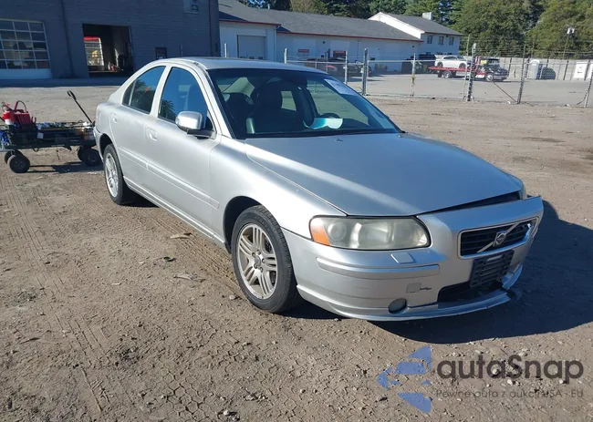 YV1RS592782691136: 43403481