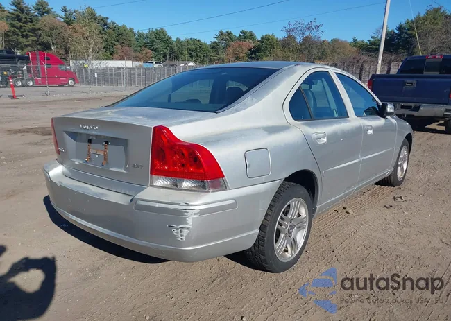 YV1RS592782691136: 43403481