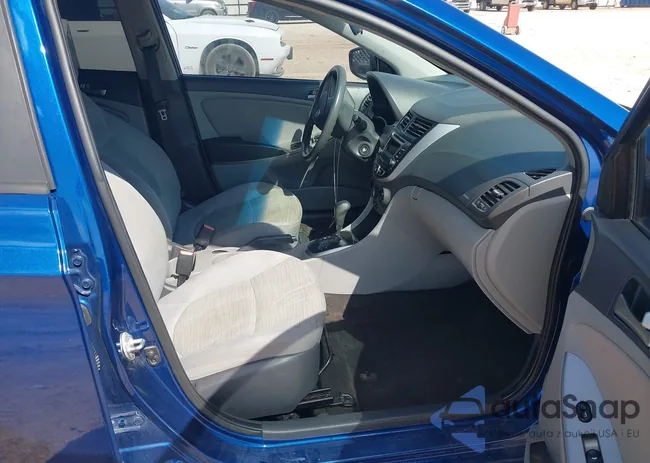 KMHCT4AE4GU094596: 43403579