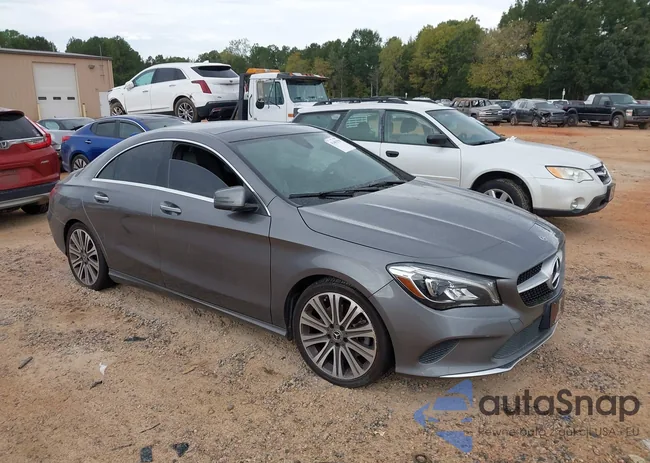 WDDSJ4GB8KN765621: 43403598