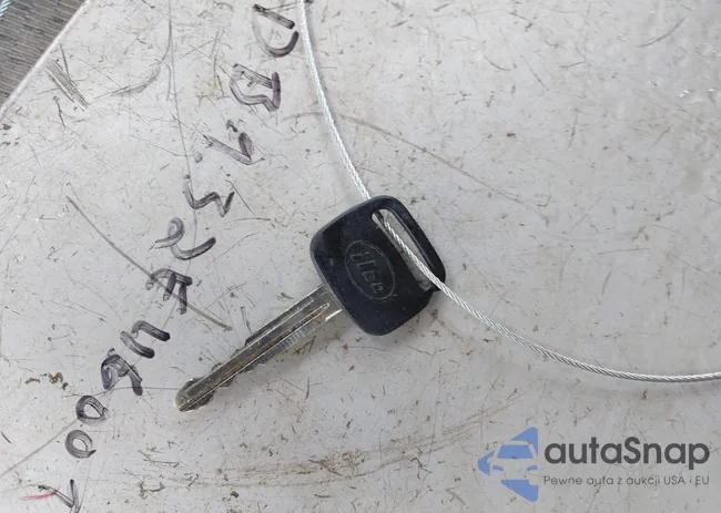 4T1BE32K83U751432: 43404623