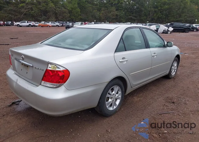 4T1BE32K83U751432: 43404623