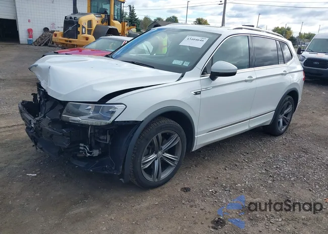 3VV2B7AX8KM009229: 43404646