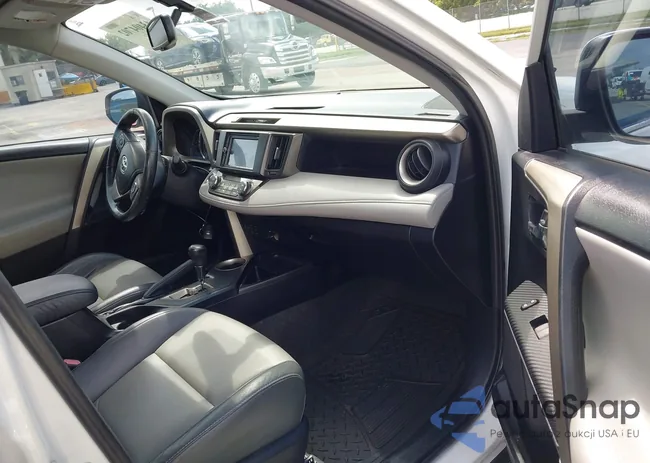 2T3YFREV6FW166733: 43404702