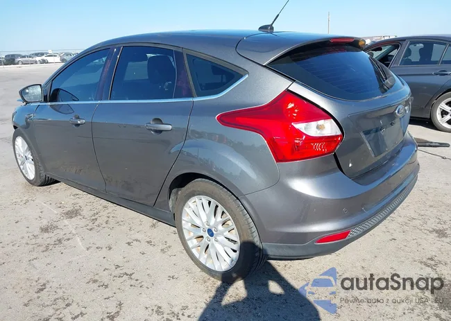 1FAHP3M2XCL320558: 43404737